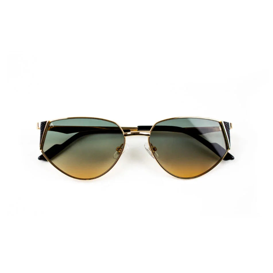 Adam Young Eyewear markasına ait şık tasarımlı AD 019 güneş gözlüğü kahverengi degrade camlı