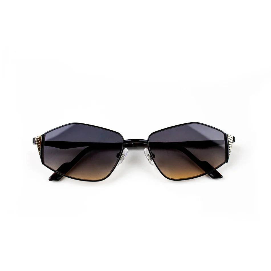 Adam Young Eyewear marka siyah ve degrade camlı AD 021 model gözlük