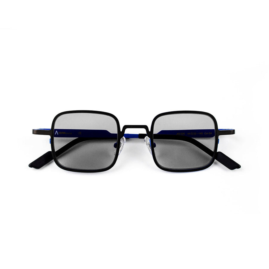 Adam Young Eyewear modern kare çerçeve güneş gözlüğü siyah metal çerçeve ile