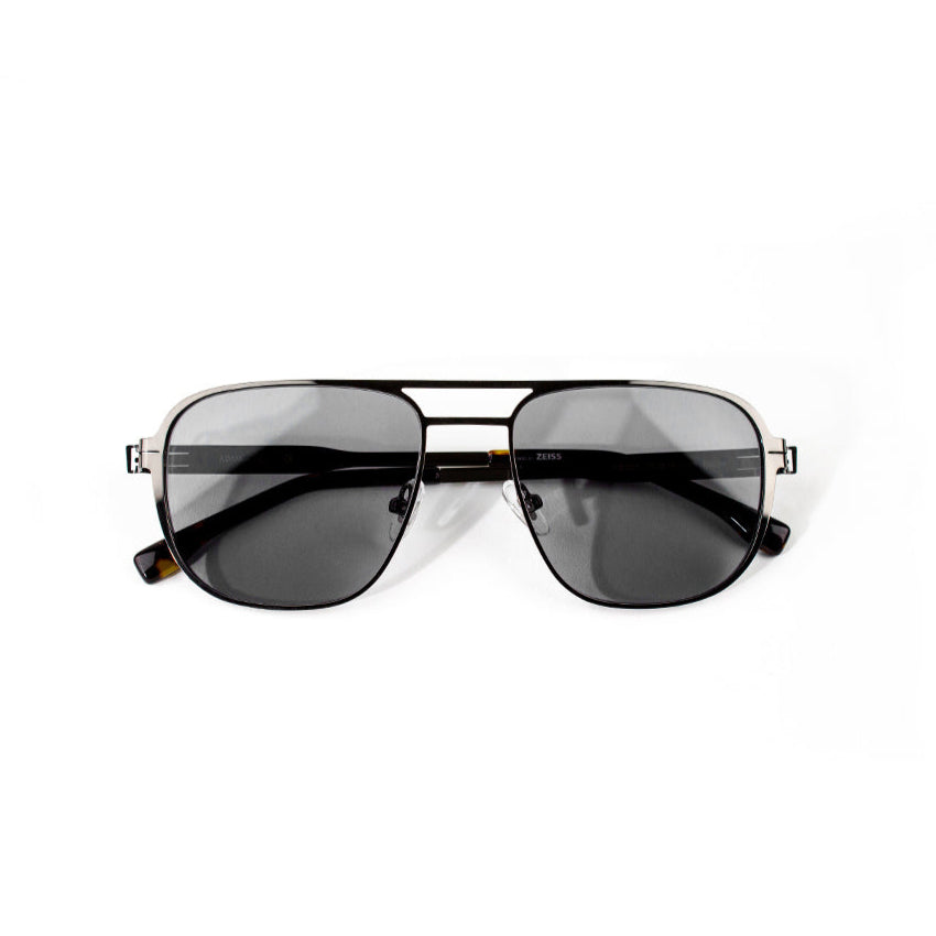 Adam Young Eyewear siyah metal çerçeveli premium güneş gözlüğü, modern tasarım