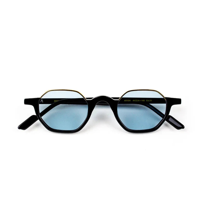Adam Young Eyewear siyah çerçeveli ve mavi camlı trend güneş gözlüğü modeli