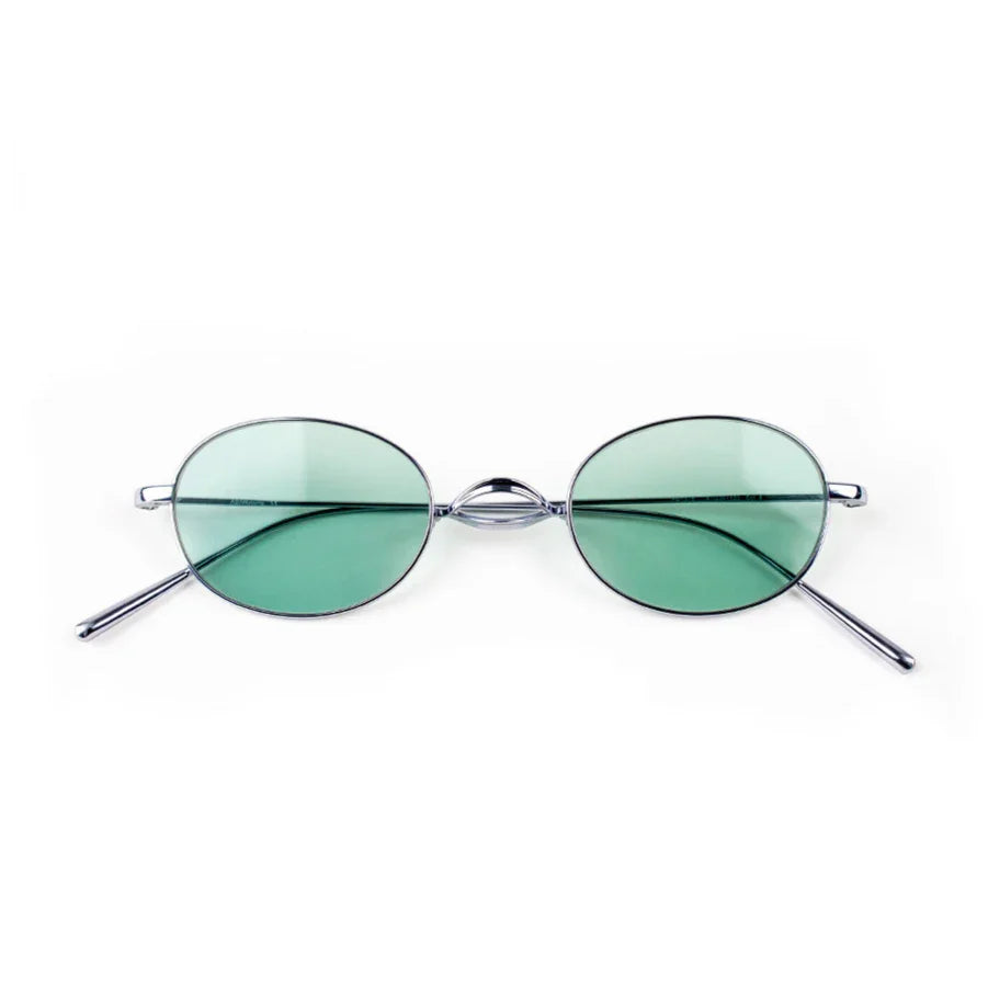 Adam Young Eyewear markasına ait yeşil camlı ince çerçeveli premium güneş gözlüğü