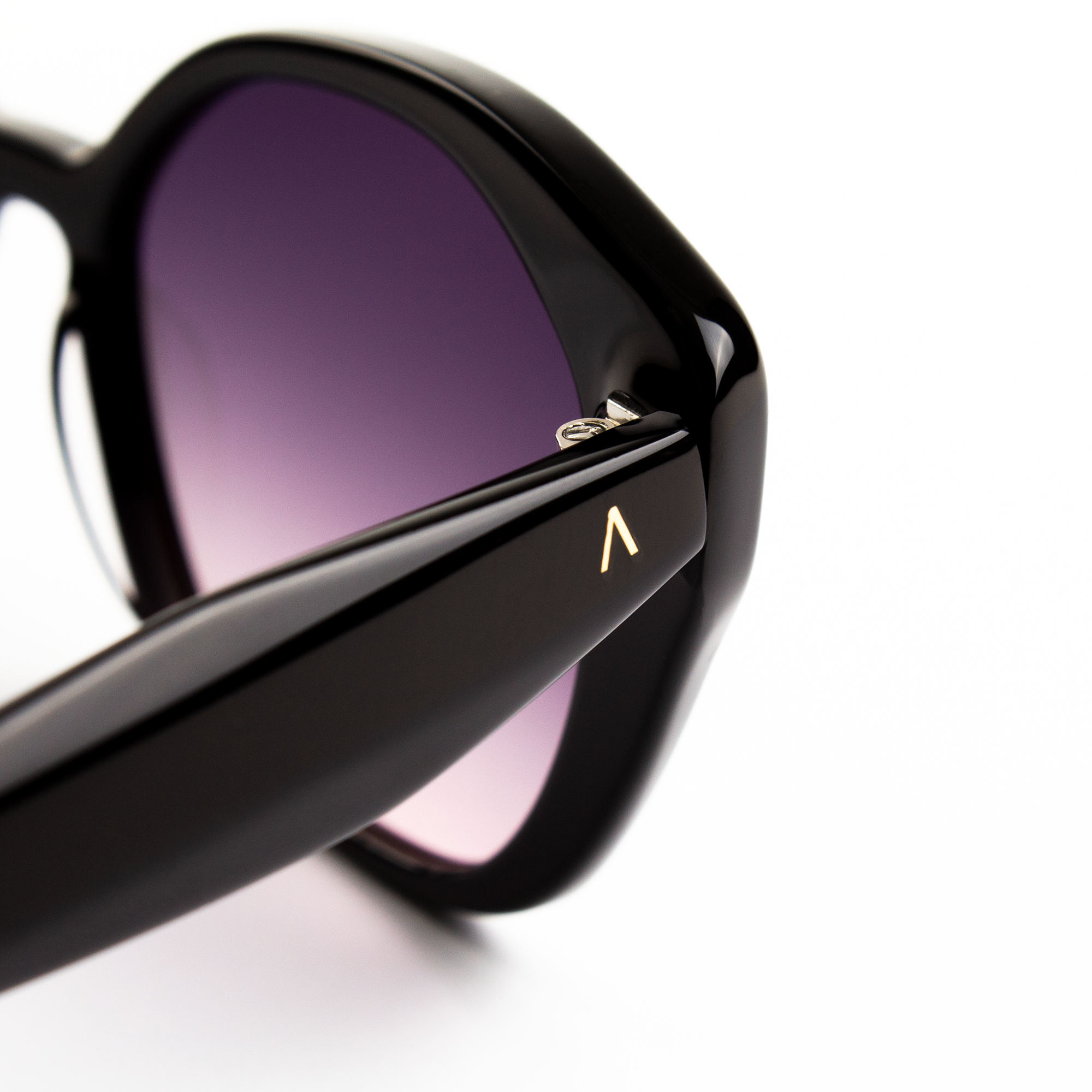 AD 060 – Adam Young Eyewear